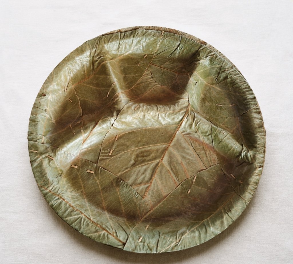 12 inch Natural Leaf Tray Plate